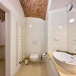 Bouda 230 Apartment