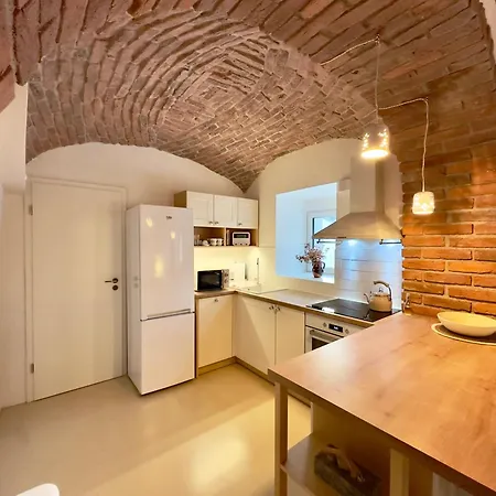 Bouda 230 Apartment